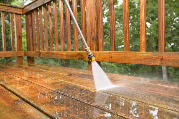 Why Choose Our Certified Pressure Washing Experts for Your Project Needs in Crestwood, KY?